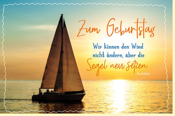 Geburtstags - Doppelkarte mit Segelboot - Motiv: Inspirierende Weisheit, Sonnenuntergang am Meer – Glückwunschkarte für Erwachsene, Männer & Frauen, Natur - Entspannung & Freude, Orange - Gelb Feier - Festlichkeit