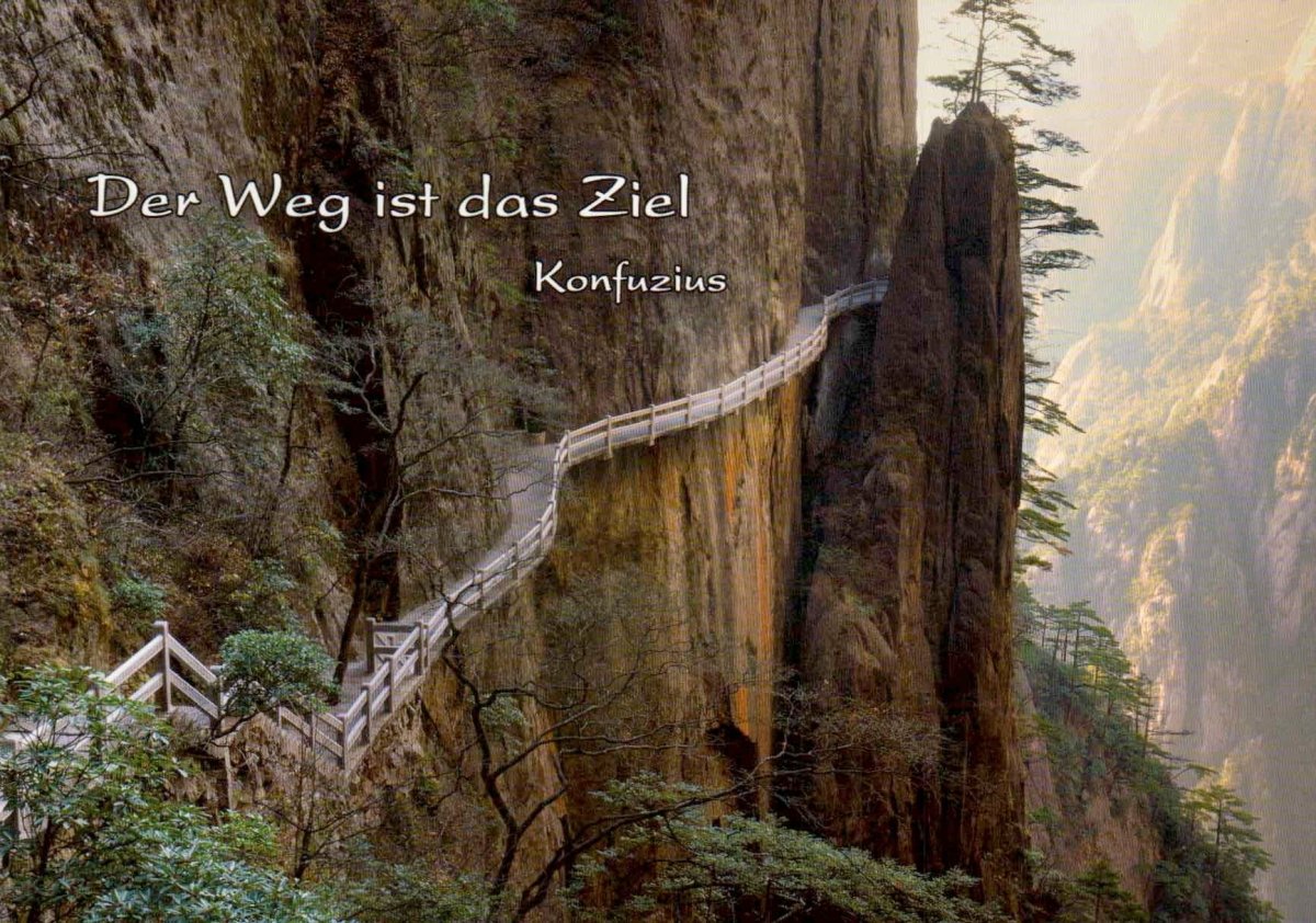Geburtstagskarte - Inspirierende Konfuzius Weisheit, Motivations - Postkarte mit Berglandschaft für Wanderer und Reisende