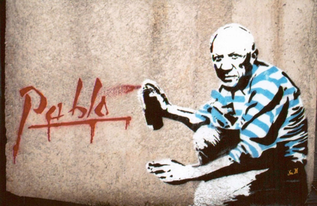 Geburtstagskarte Streetart - Design: Pablo's Urban Graffiti Kunstpostkarte, Blanko Retro Vintage Papier mit Textur, Kreativität Anonyme Figur & Spraydose Motiv, Künstlerische Wandzeichnung, Cool Modern