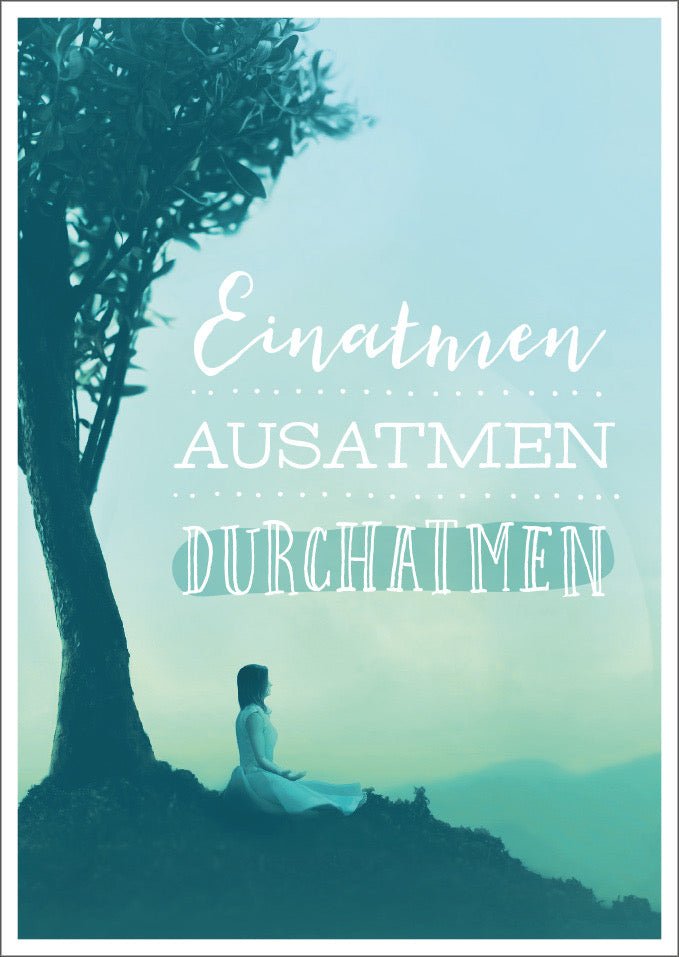 Geburtstagskarte - Weisheit & Entspannung: Meditations - Postkarte mit Atemübungen, Ruhe - Baum - Motiv, Frau & Blauem Himmel - Frieden & Balance