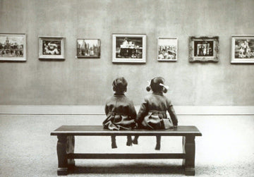 Kunst & Kultur Vintage Postkarte - Schwarz - Weiß Museum Fotografie, Nostalgische Kunstsammlung Erinnerung, Bildungs - Dekor Geschenk für Kunstliebhaber, Sammlerstück Retro - Look Blankopostkarte für Inneneinrichtung