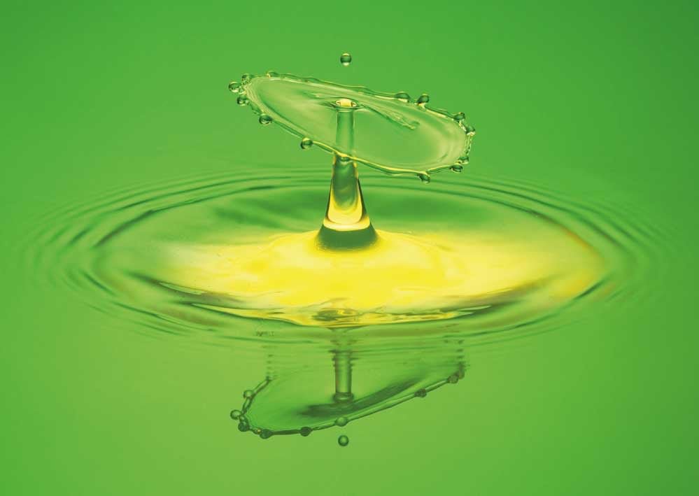 Postkarte Nature waterdrop collision