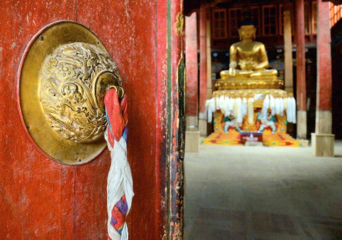 Postkarte spirituell: The open Temple Door, Tibet