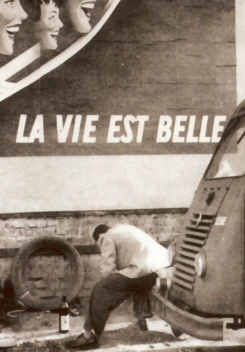 Retro Geburtstagskarte - Vintage "La vie est belle" Schwarz - Weiß Fotopostkarte, Nostalgische Oldtimer Reklame, Französische Lebensfreude, Deko - Geschenk & Sammlerstück