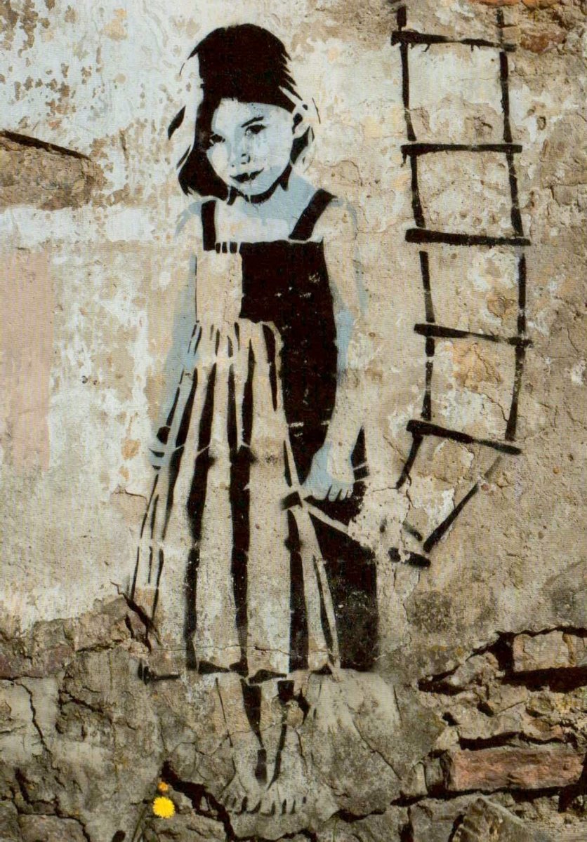 Streetart - Geburtstagskarte: Urbanes Mädchen mit Schablone, Graffiti Wand - Kunstwerk, Schwarz - Weiß Textur, Verwitterte Leiter, Kreative Streetstyle Postkarte, Modern Zeitgenössisch Dekorativ, Sammelbares Blanko Kunstobjekt