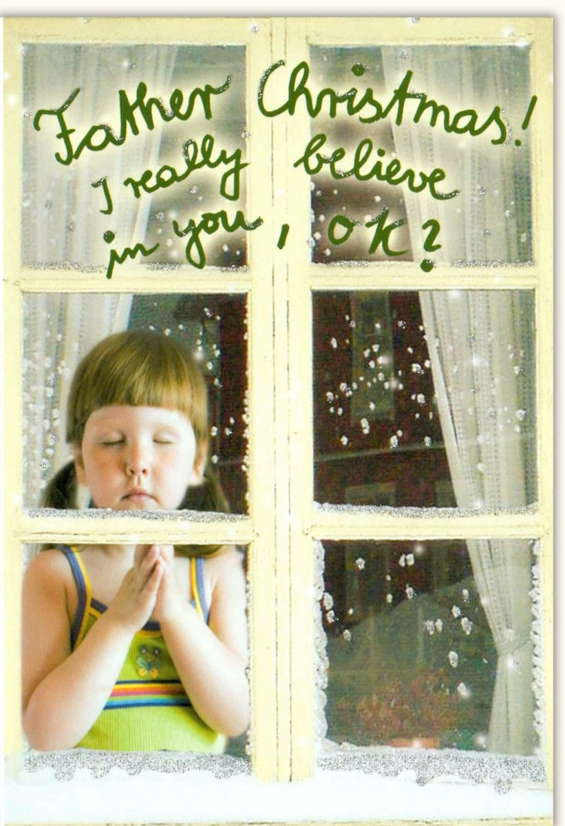 Weihnachtskarte Lustig mit Glauben Motiv - Humorvoller Weihnachtsmann am Fenster, Kinder im Schnee, Wunschliste Design, Festliche Glitzer Handschrift, Christmas Belief Window Child Snow Wishlist Sparkle Grußkarte